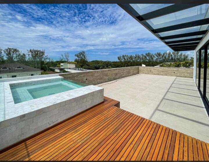 Casa, 5 quartos, 1350 m² - Foto 2