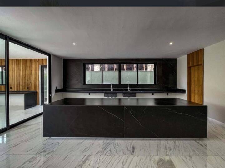 Casa, 5 quartos, 1350 m² - Foto 30