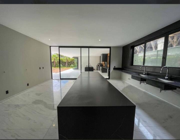 Casa, 5 quartos, 1350 m² - Foto 31