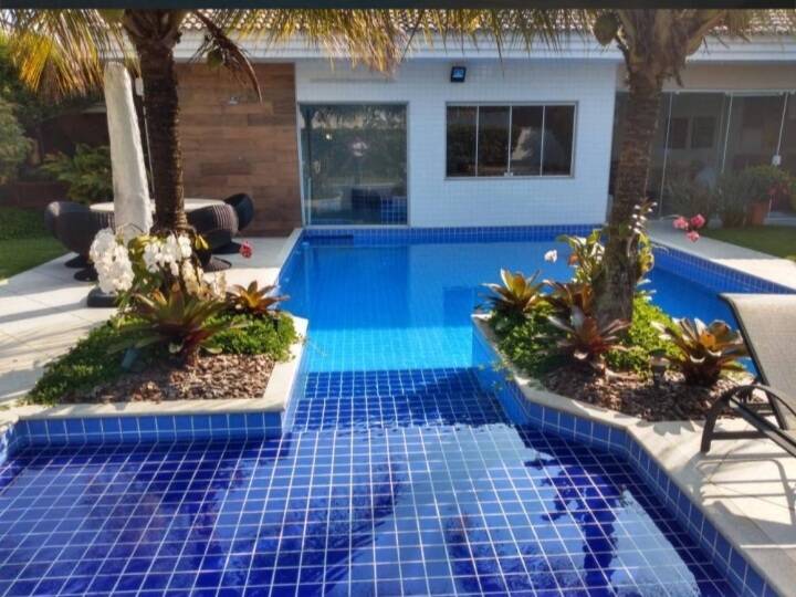 Casa, 5 quartos, 1050 m² - Foto 1