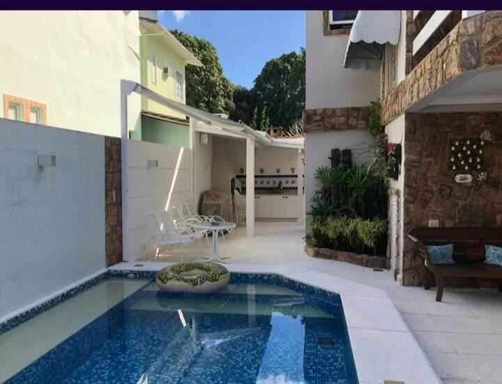 Casa, 5 quartos, 260 m² - Foto 2