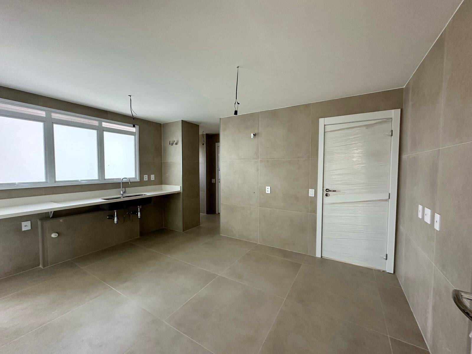 Apartamento, 3 quartos, 266 m² - Foto 12