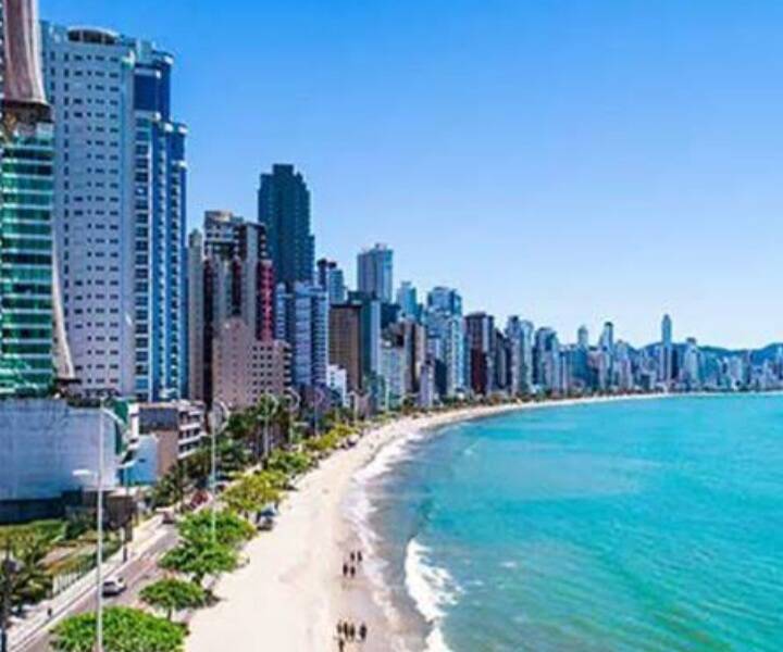Apartamento, 3 quartos, 230 m² - Foto 1