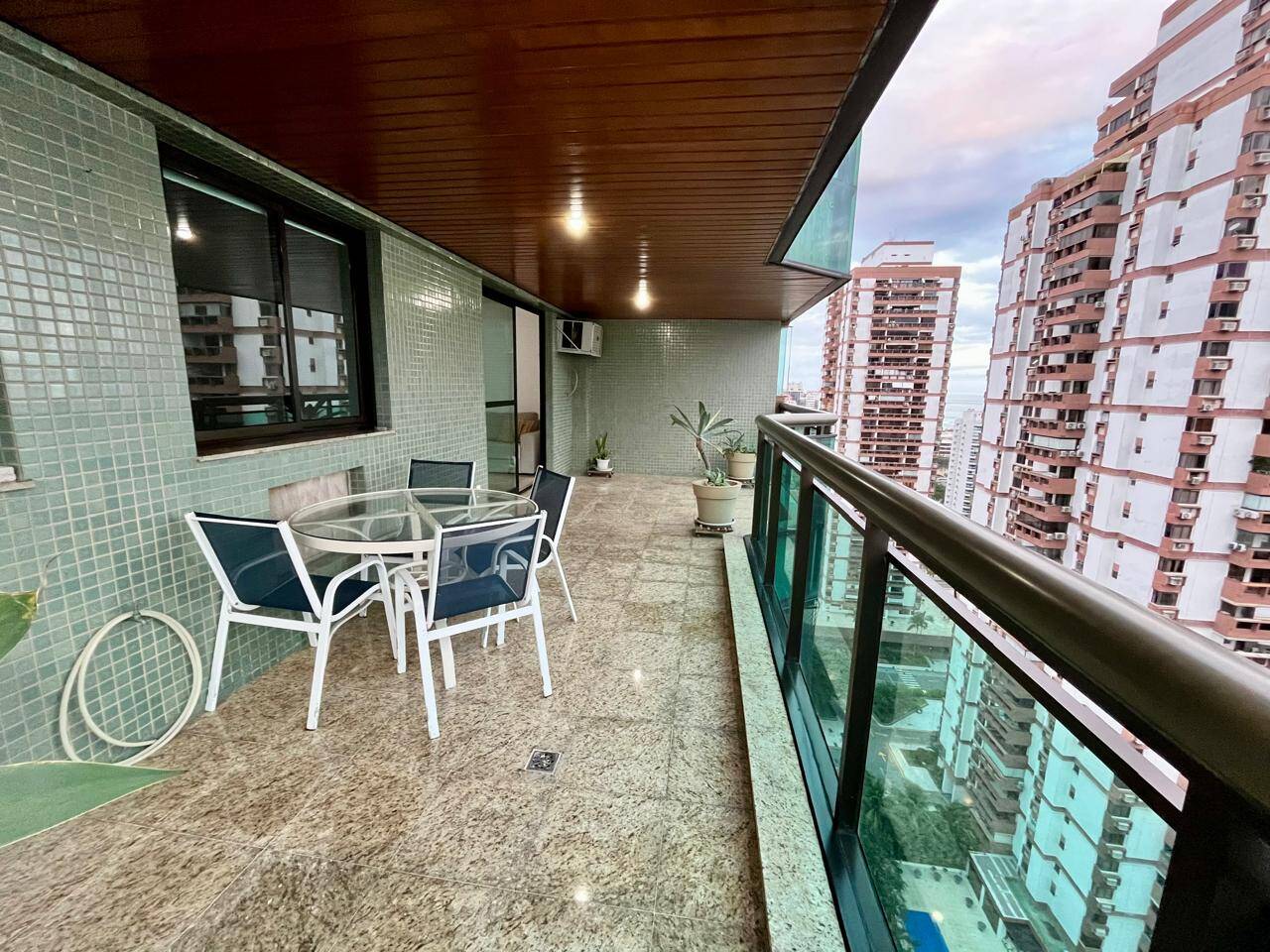 Apartamento, 4 quartos, 160 m² - Foto 2