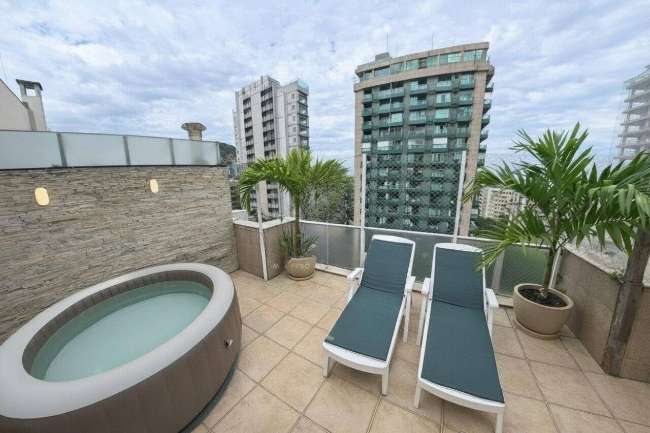 Cobertura, 3 quartos, 144 m² - Foto 1