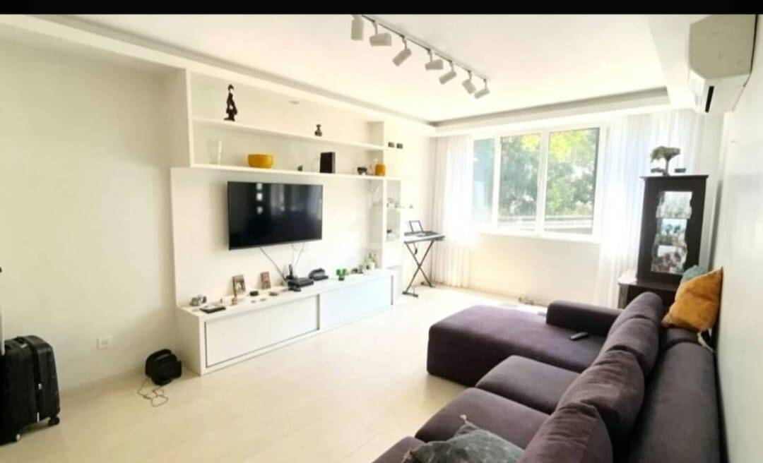 Apartamento, 3 quartos, 110 m² - Foto 2