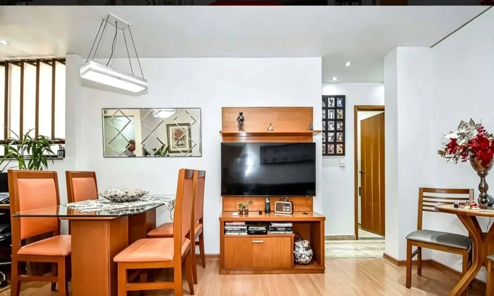 Lindo apartamento a venda na cândido Mendes  perto metrô  e todo  comércio