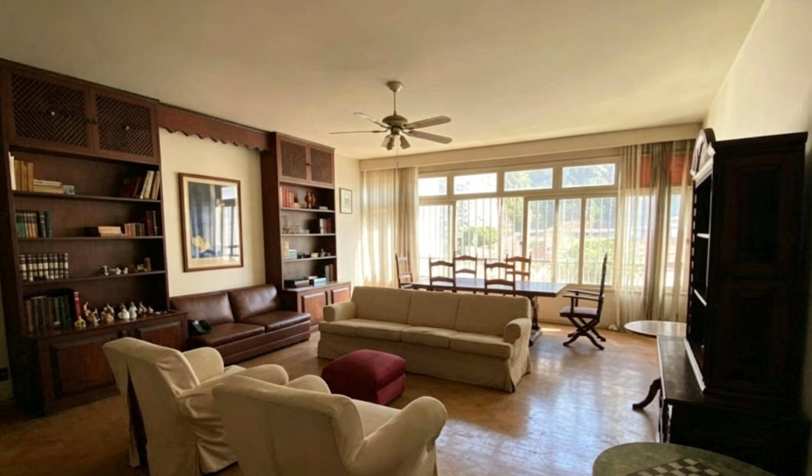 Apartamento  fundos  sol manhã, vista livre ,200m2,3 quartos, financia