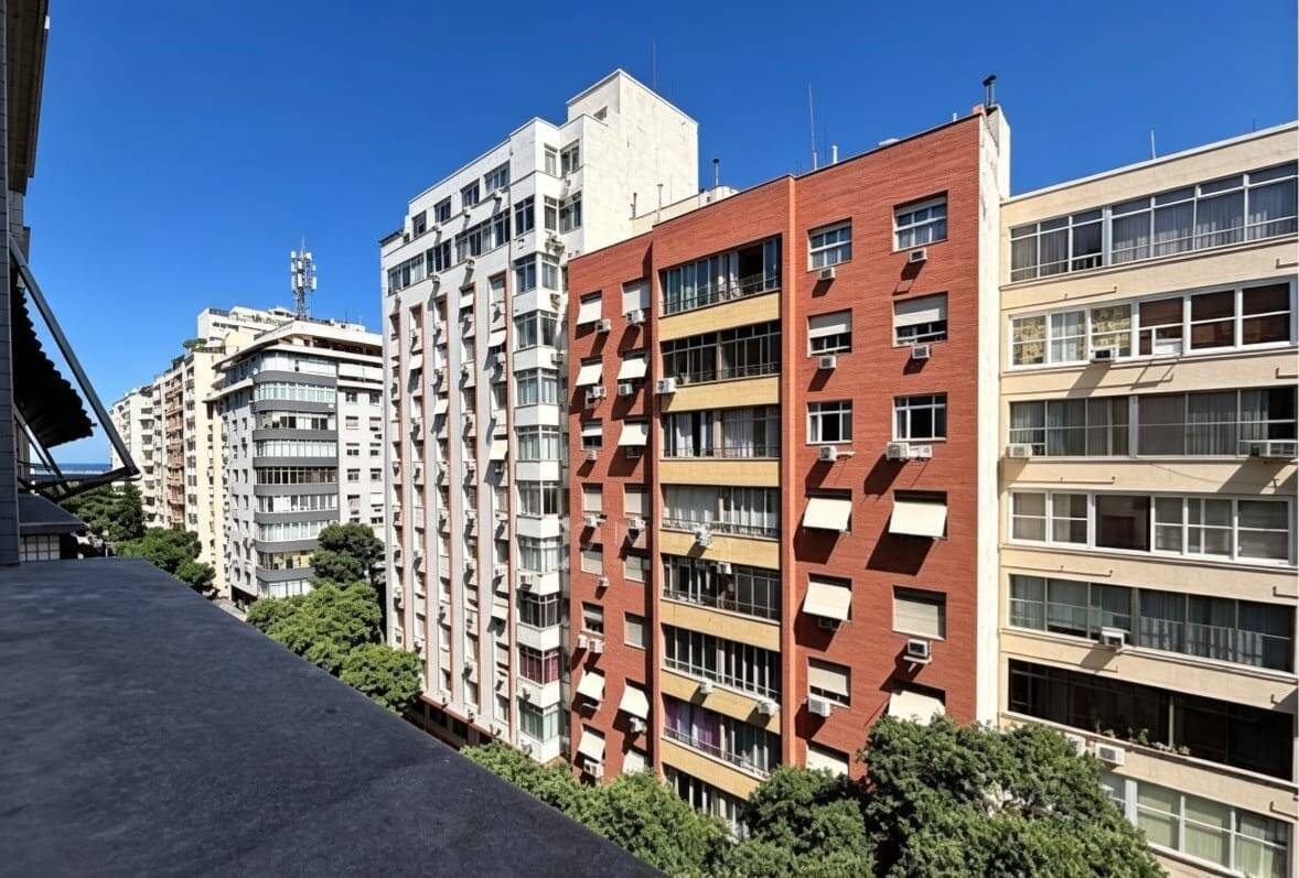 Vendo constante Ramos  3 quartos 111m2 vaga sol manhã, financiamento