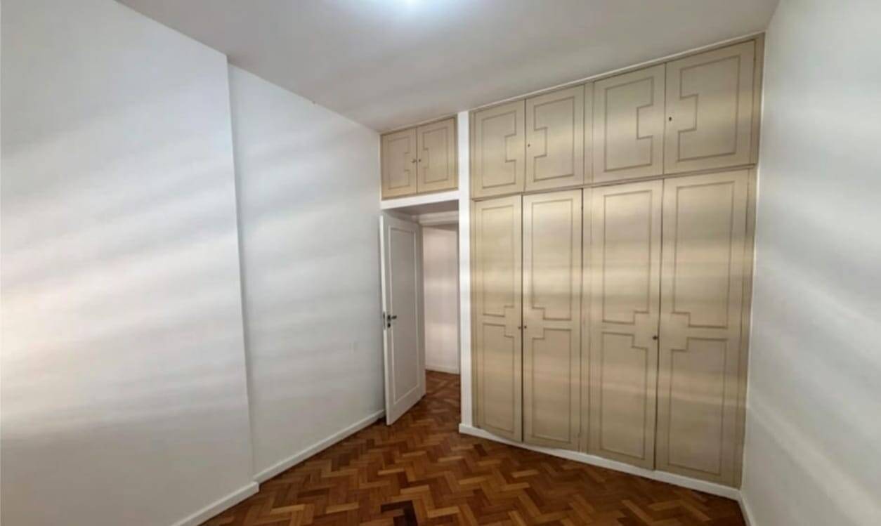Vendo constante Ramos  3 quartos 111m2 vaga sol manhã, financiamento