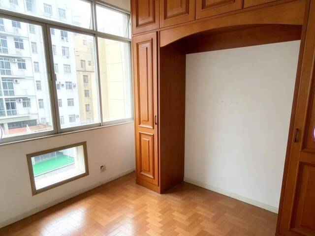 Apartamento para Venda em Rio de Janeiro - 2