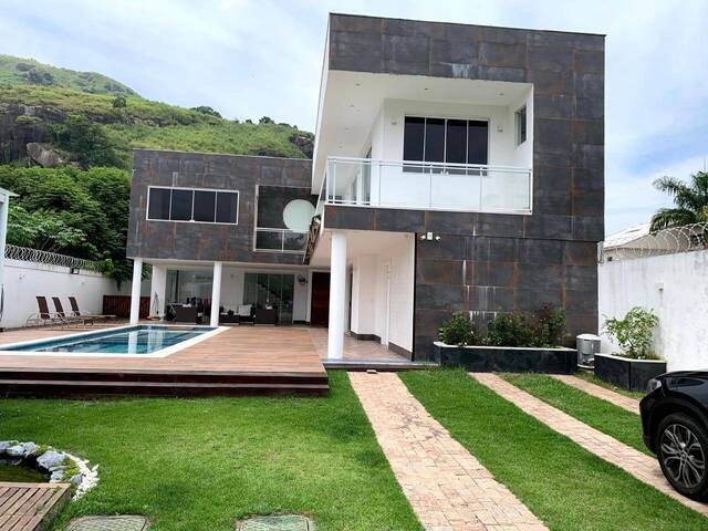 Casa para Venda em Rio de Janeiro - 3